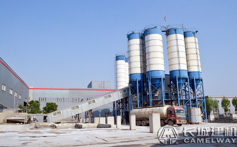 搅拌站水泥仓